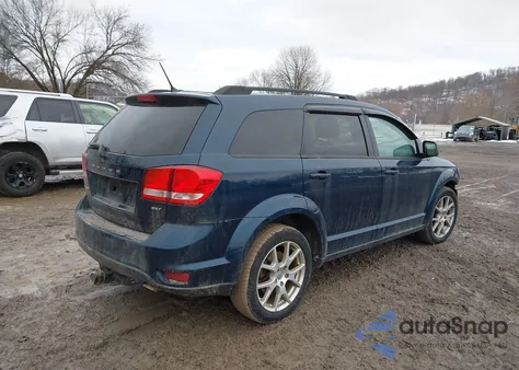 2015 Dodge Journey Sxt z USA, uszkodzony, nr VIN 3C4PDDBG4FT684910